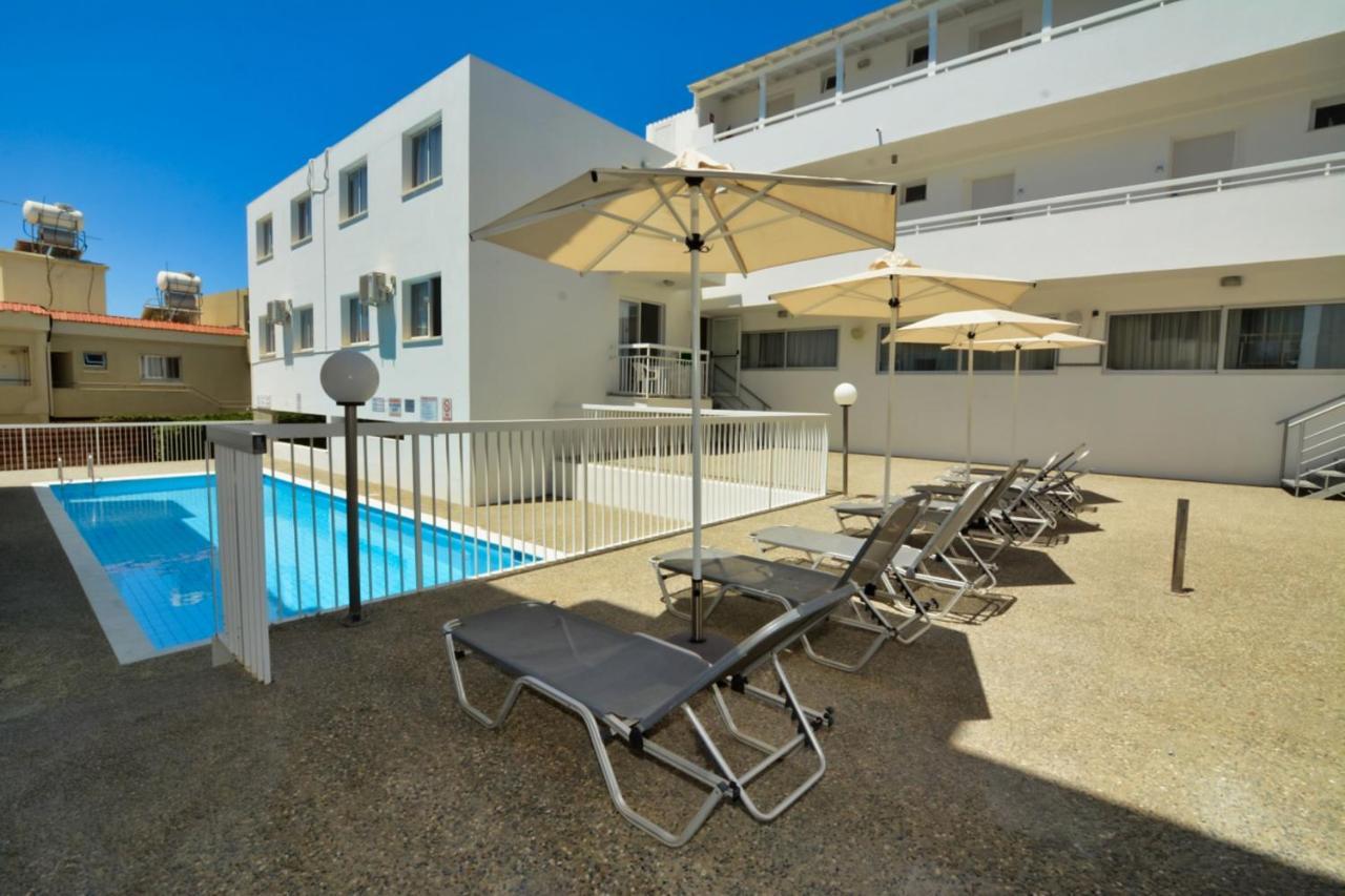 Barbara Hotel Apts Aya Napa Dış mekan fotoğraf