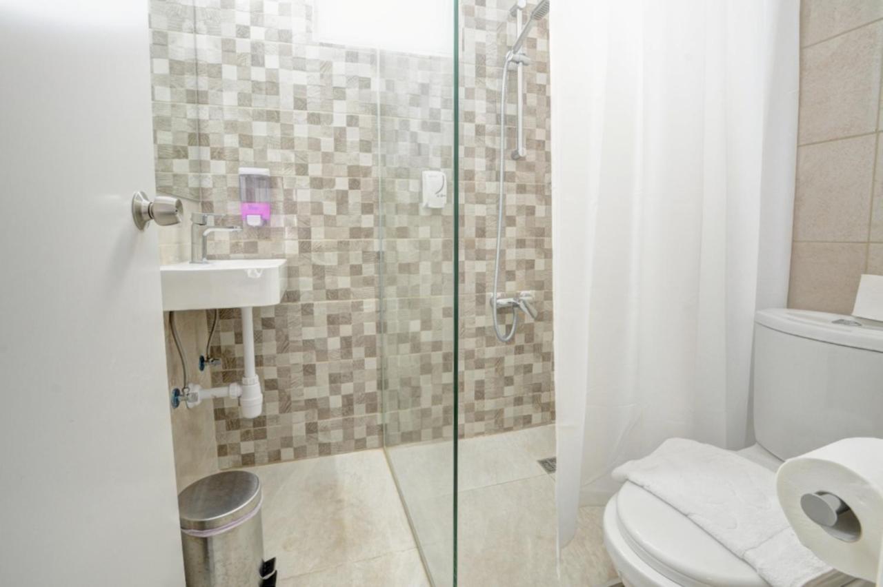 Barbara Hotel Apts Aya Napa Dış mekan fotoğraf